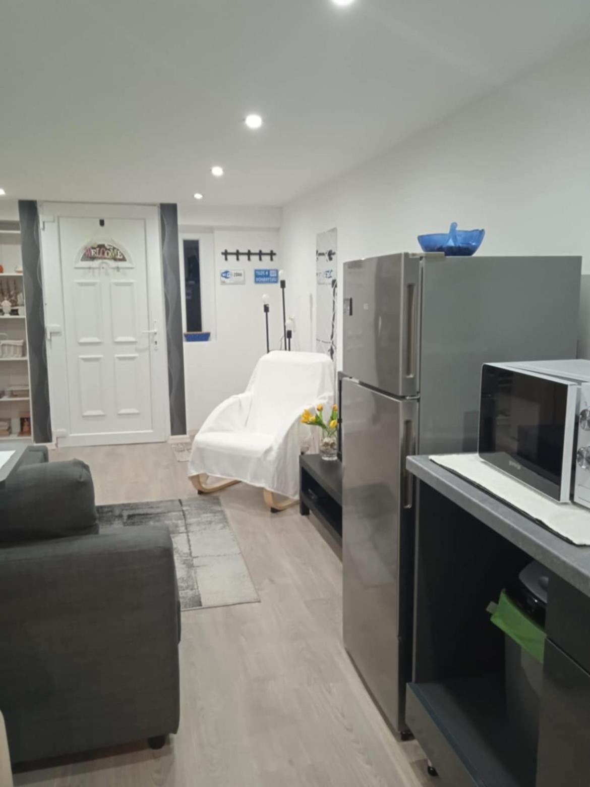 Dobozi Apartman Ντέμπρετσεν Εξωτερικό φωτογραφία